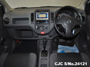 Steering view Nissan AD Van